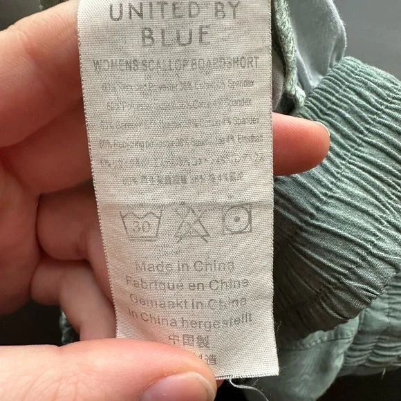 United by Blue Womens Green Sustainable Scallop Boardshort Size XS EUC - Picture 6 of 7